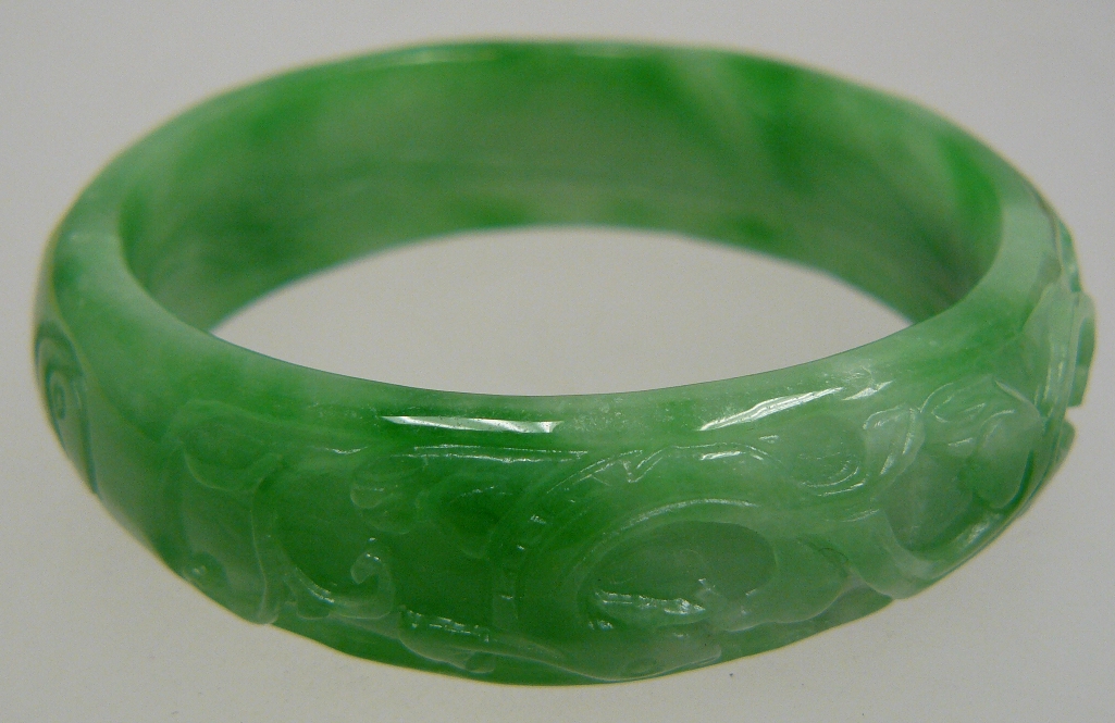 jade bracelet