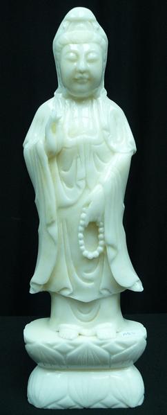 kwan yin statue