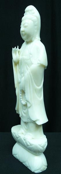 kwan yin statue