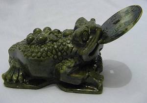 JADE LUCKY FROG W/COIN (DC01) Price = $ 49.99 + S/H