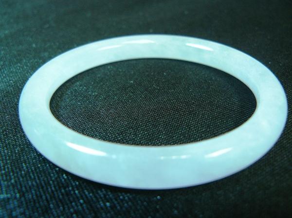 jade bracelet bangle