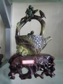 jade sculpture