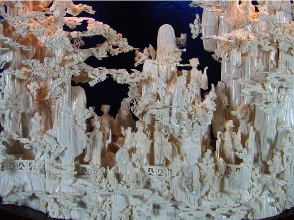 art bone carving