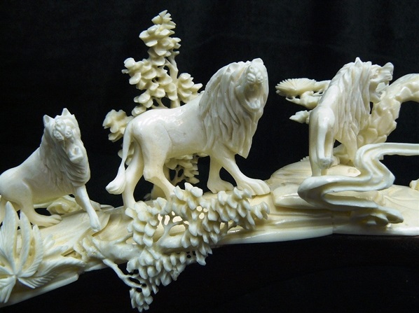 bone carving art
