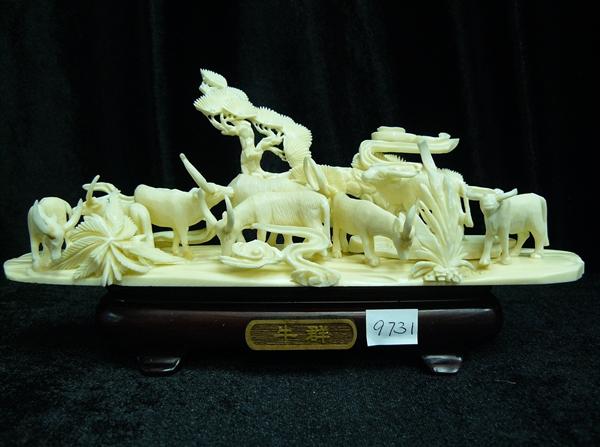 bone Giraffe art