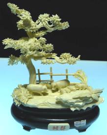 BONE PIGS JUNGLE (9812A10)