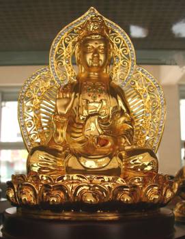 gold buddha statue