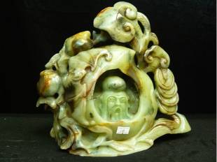 Jade figurine statue