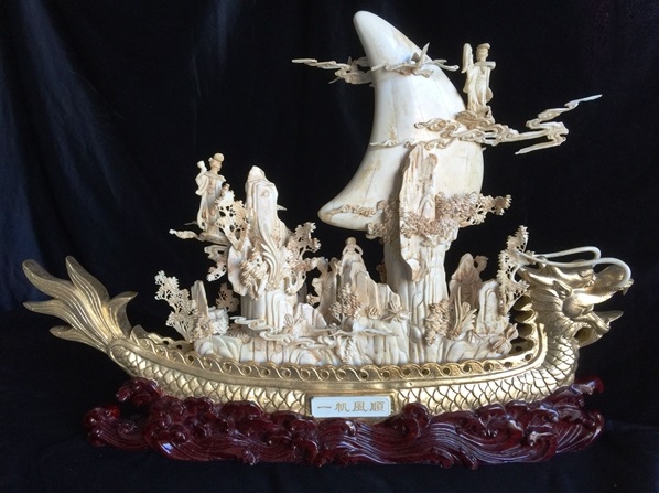 bone carving dragon boat