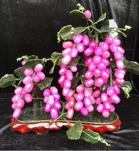 Jade Grapes, Price = $79.99 + S/H SIZE: HEIGHT: 16in, WIDTH: 12in, DEEP: 6in
