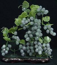 Jade Grapes, Price = $79.99 + S/H SIZE: HEIGHT: 16in, WIDTH: 12in, DEEP: 6in
