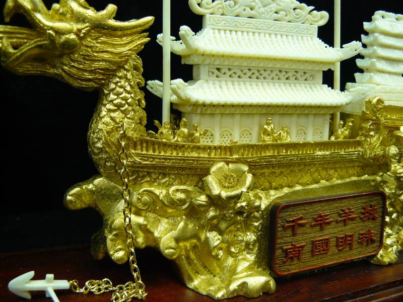 bone carving dragon boat