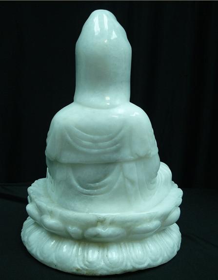kwan yin statue