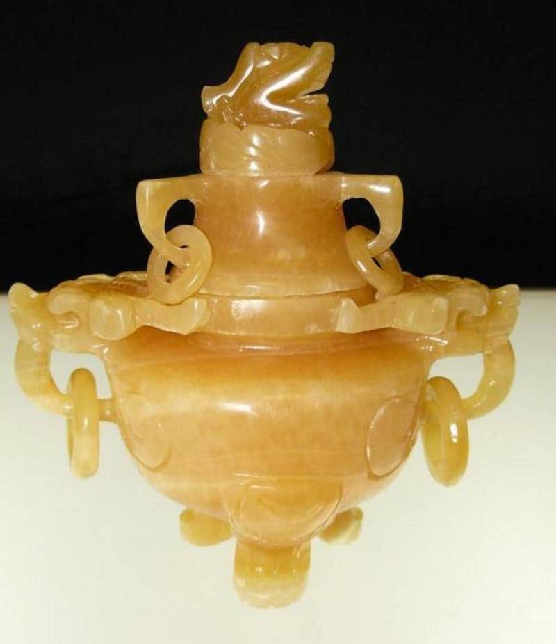 jade burner carving