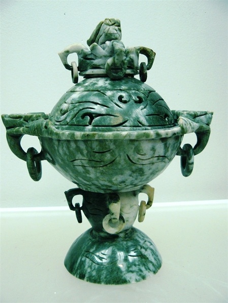 jade dragon carving