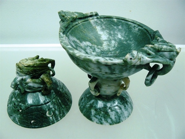 jade dragon carving