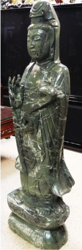 jade kwan yin statue