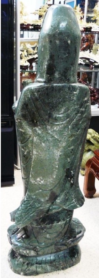 jade kwan yin statue