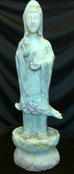 kwan yin statue
