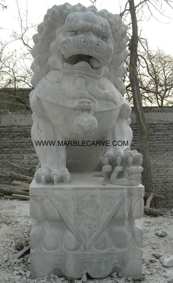 foo dog statue